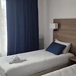 Cit'hotel Le Quai 9 2*