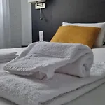 Hotel Cit'hotel Le Quai 9 2*