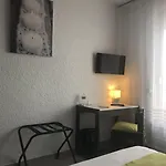 Hotel Cit'hotel Le Quai 9 2*