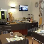 Cit'hotel Le Quai 9 2*