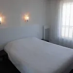 Cit'hotel Le Quai 9 2* שאלאן
