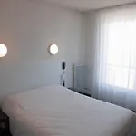 Cit'hotel Le Quai 9