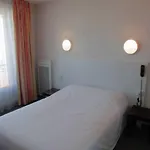 Cit'hotel Le Quai 9 2*