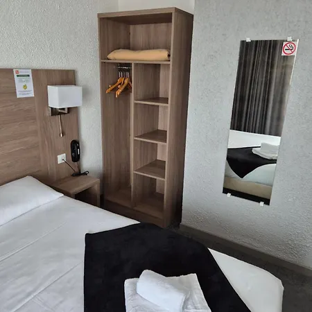 Cit'hotel Le Quai 9