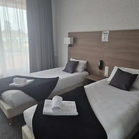 מלון Cit'hotel Le Quai 9 , Ex Le שאלאן