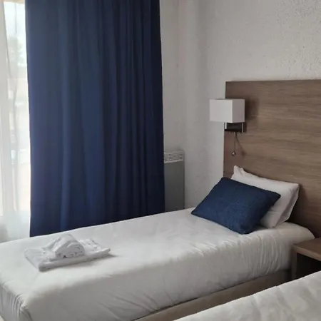 Cit'hôtel Le Quai 9 , Ex Le 2*