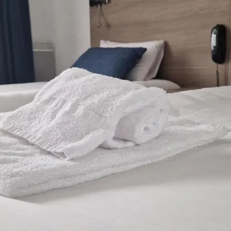 Cit'hotel Le Quai 9 2*