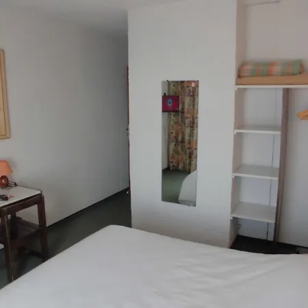 Hotel Cit'hotel Le Quai 9 2*