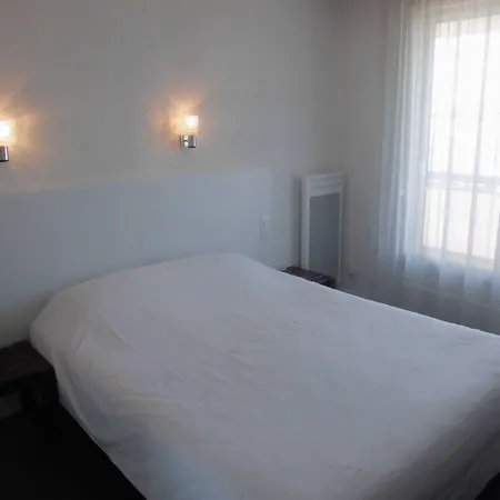 Cit'hotel Le Quai 9 , Ex Le 2* Challans