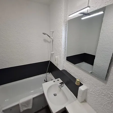 Hotel Cit'hotel Le Quai 9 , Ex Le 2*