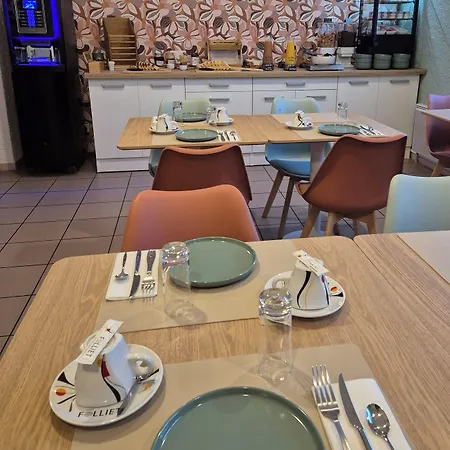 Cit'hotel Le Quai 9 ホテル