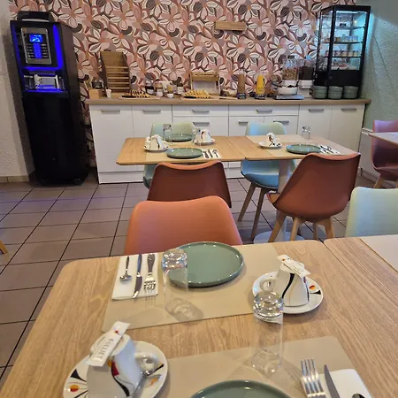 ホテル Cit'hotel Le Quai 9