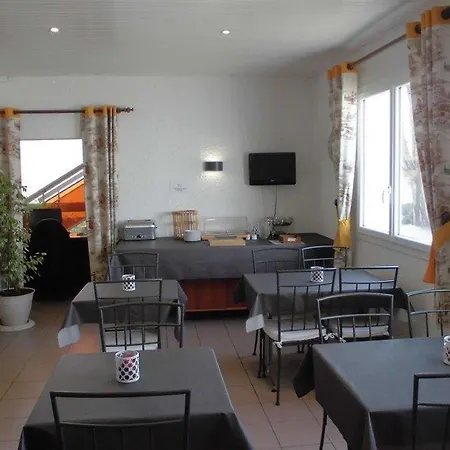 Cit'hotel Le Quai 9 , Ex Le 2* שאלאן