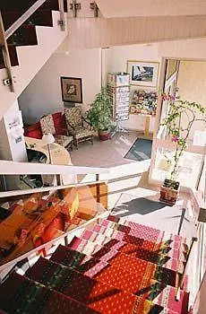 Cit'hotel Le Quai 9 , Ex Le 2* שאלאן