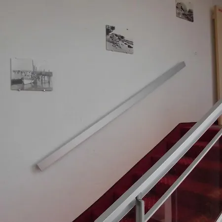 Le Hotel