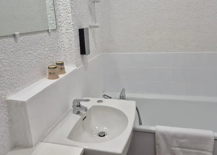 Cit'hotel Le Quai 9 2* Challans