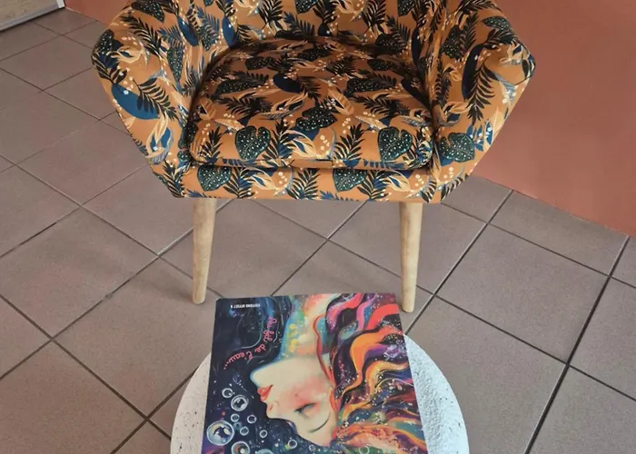 Cit'hotel Le Quai 9 Hotel 2*