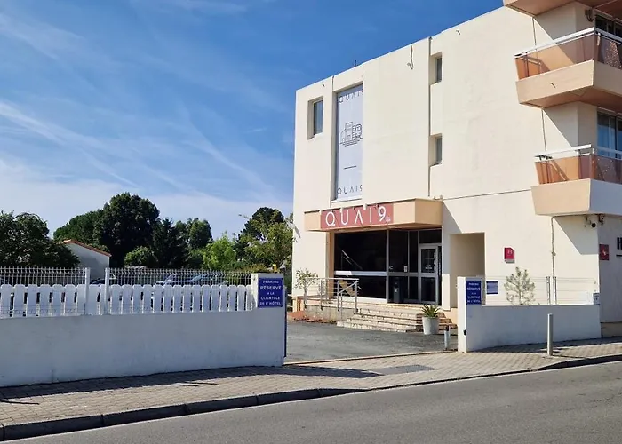 Cit'hotel Le Quai 9 Challans