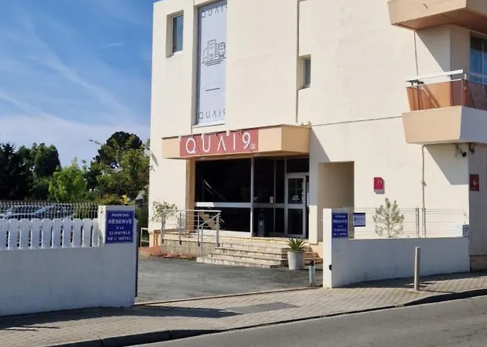 Cit'hotel Le Quai 9 Challans