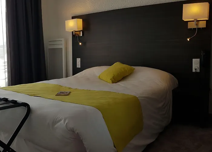 Cit'hotel Le Quai 9 Challans