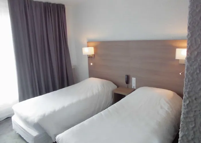 Hotel Cit'hotel Le Quai 9 2*