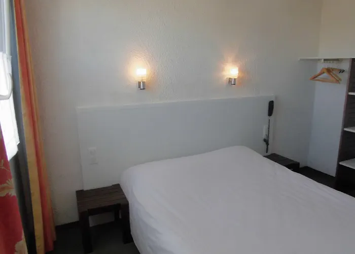 Cit'hotel Le Quai 9 2*