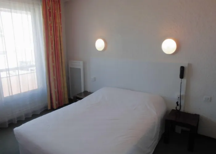 Cit'hotel Le Quai 9 2*