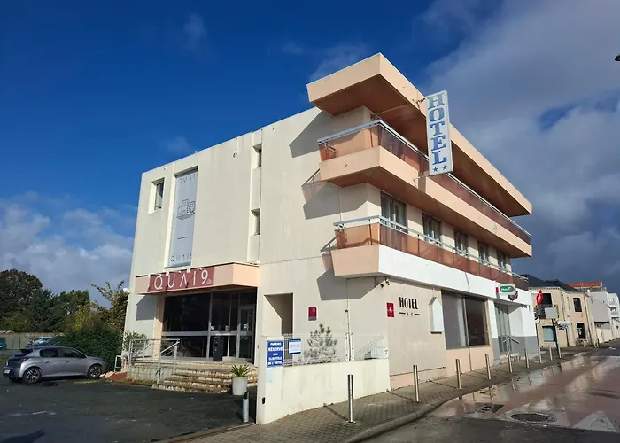 Cit'hotel Le Quai 9 2*