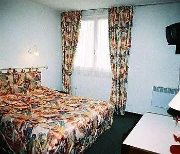 Cit'hotel Le Quai 9 Hotel 2*